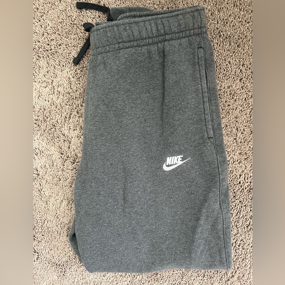 Nike Men’s Club Fleece Sweatpants
